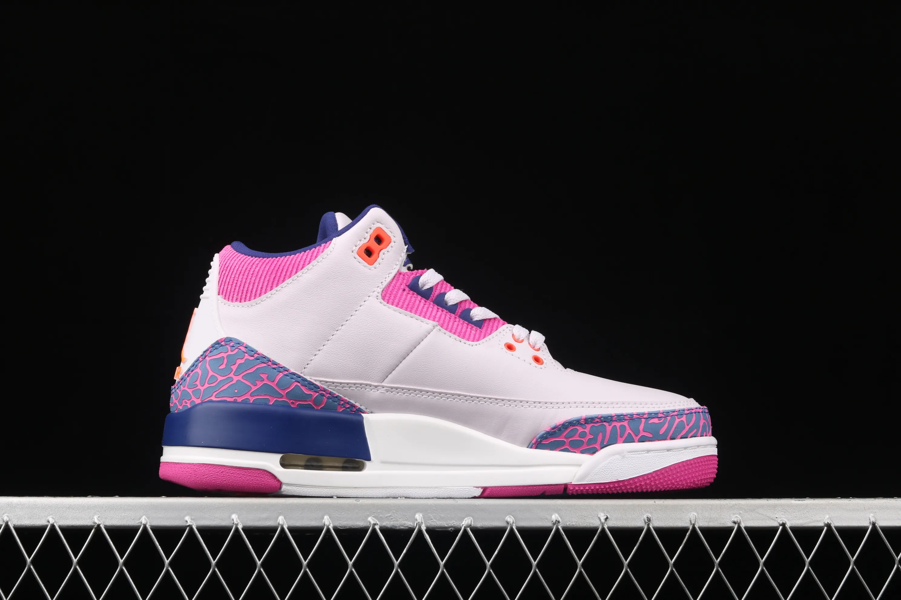 All categories Air Jordan Jordan series basketball shoes Air Jordan 3 Air Jordan Brand Air Jordan 3 GS AJ3 Joe 3 burst pink and purple first layer basketball shoes 441140-500